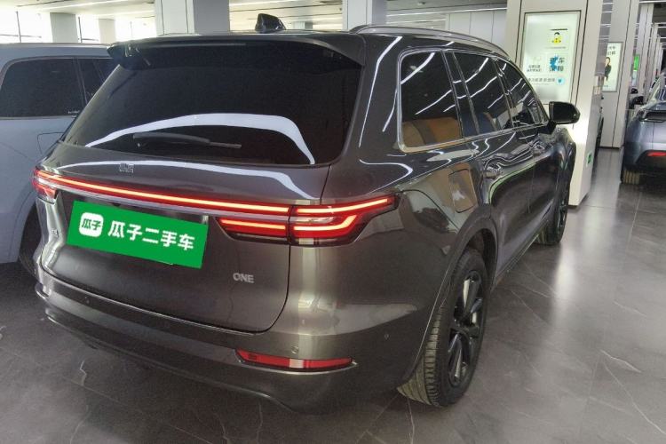 Used Li Auto ONE 2021 Extended-Range 6-Seater Version Rear Right 45 Deg