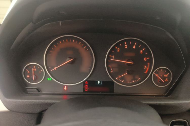 Used BMW 3 Series 2015 320i Luxury Line Stylish Edition Instrument Cluster