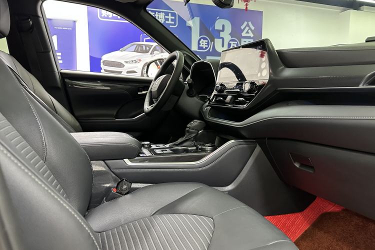 Used Toyota Crown Kluger 2022 2.0T Four-Wheel Drive Prestige Edition Interior 9