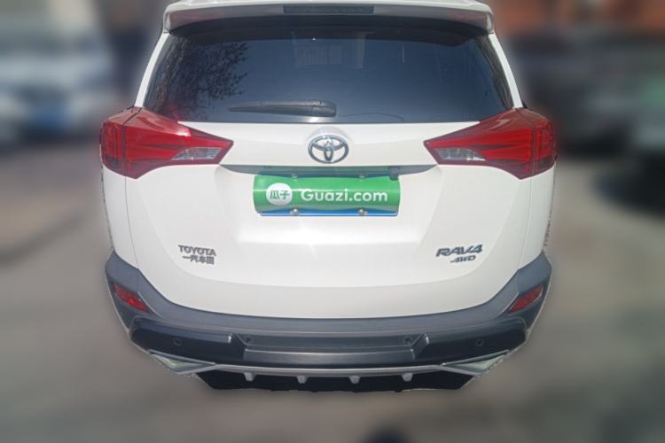 Used Toyota RAV4 2013 2.0L CVT Four-Wheel Drive New Edition
