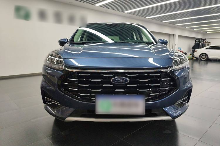 Used Ford Escape 2020 EcoBoost 245 Two-Wheel-Drive Titanium Edition