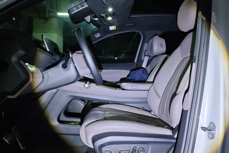 Used Nio ES7 2024 100kWh Signature Edition Left Front Seat