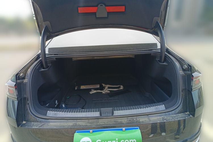 Used Volkswagen Magotan 2024 380TSI DSG Prestige Edition DaMai Package Trunk