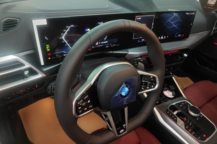 Used BMW 3 Series 2025 330Li M Sport Shadowline Package Center Console