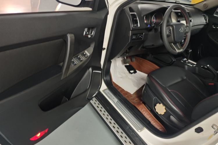 Used Geely Auto GX7 2014 2.0L Automatic Luxury Version