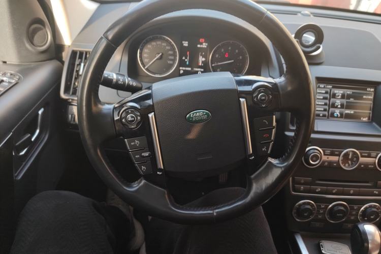 Used Land Rover Freelander 2 2015 2.0T Si4 HSE Luxury Collector's Edition Steering Wheel