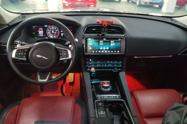 Used Jaguar F-PACE 2020 2.0T Rally Edition
