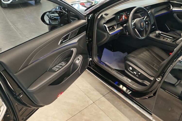 Used Hongqi H5 2024 2.0T Automatic Smart Connect Flagship Edition
