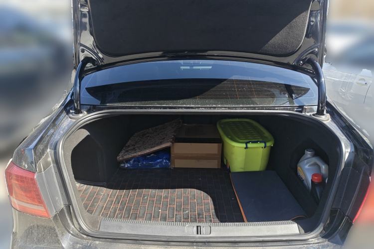 Used Volkswagen Magotan 2016 1.8TSI Smart Comfort Model Trunk