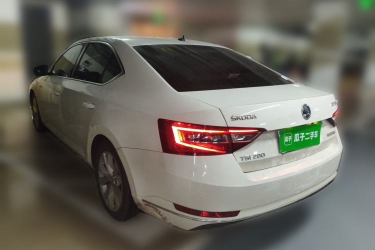 Used Skoda Superb 2016 TSI280 DSG Innovation Edition Rear Left 45 Deg