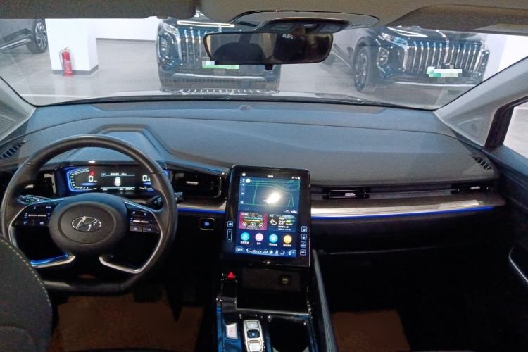 Used Hyundai Custo 2022 270TGDi Smart Luxury Flagship Edition TOP Center Console