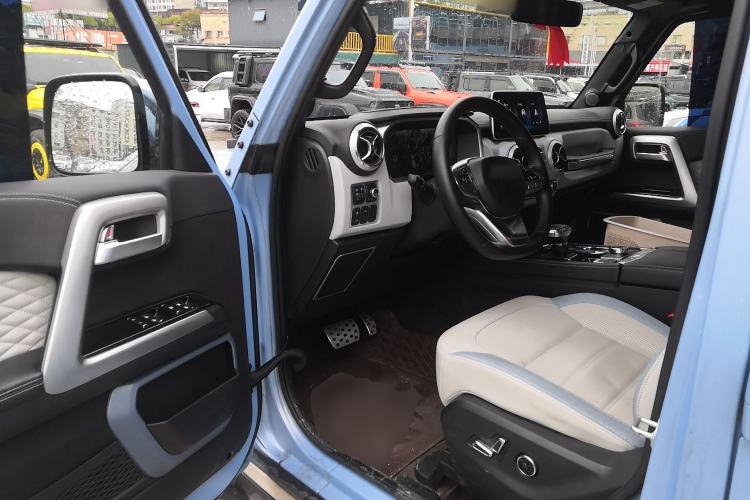 Used BAIC Off-Road BJ40 2024 2.0D Blade Hero Glory Edition
