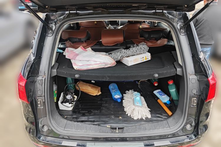 Used Haval H6 Coupe 2015 Blue-Label Facelift 2.0T Manual Two-Wheel Drive Urban Version Trunk