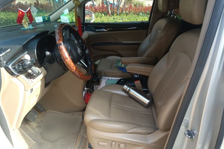 Used Buick GL8 2017 ES 28T Luxury Model China V Standard