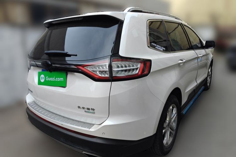 Used Ford Edge 2016 EcoBoost 245 Two-Wheel-Drive Titanium 7-Seater
