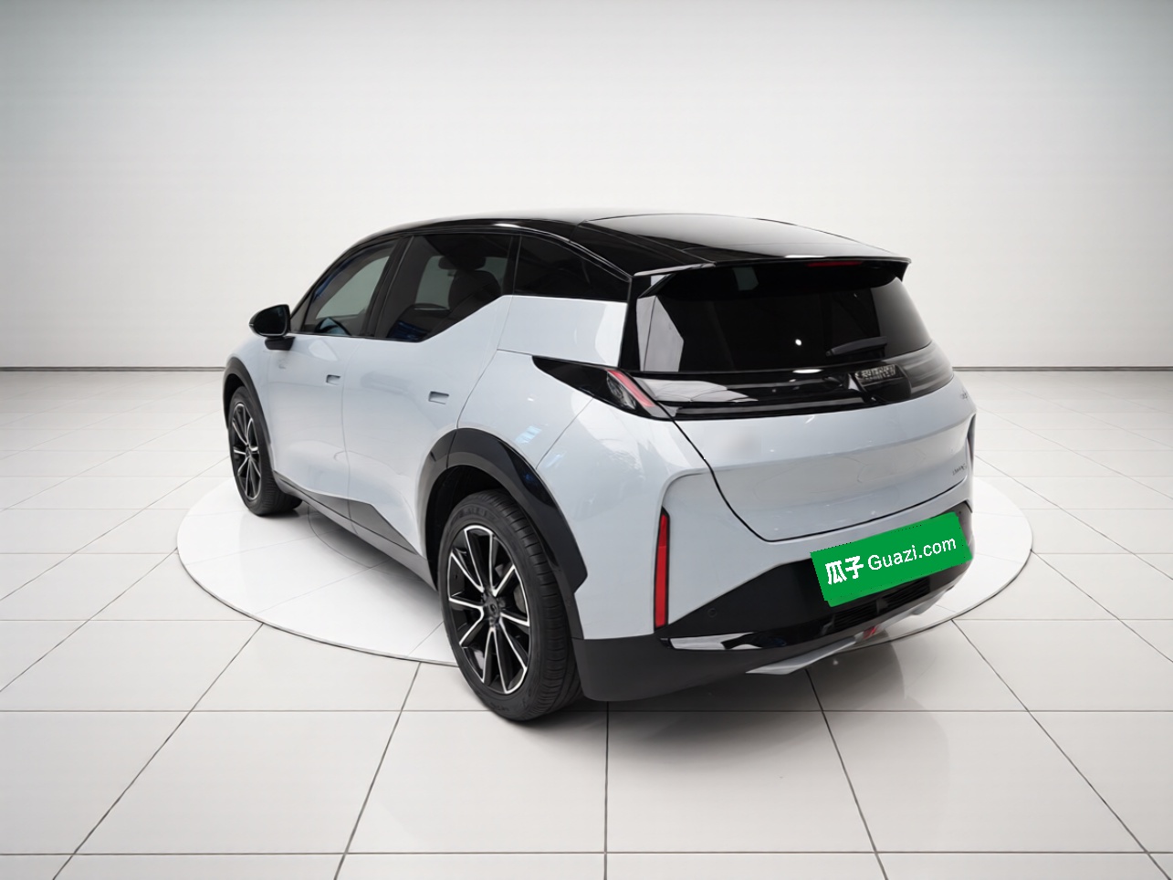 Zeekr X 2023 Rear-Drive YOU Edition 4 Seats — снимка 4