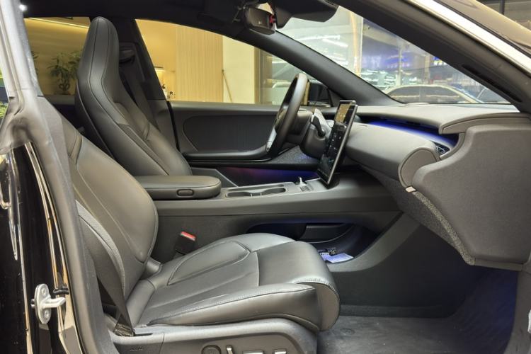 Used Nio ET5T 2024 75kWh Touring Interior 4