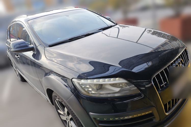 Used Audi Q7 2014 35 TFSI Ambition Edition Front Right 45 Deg