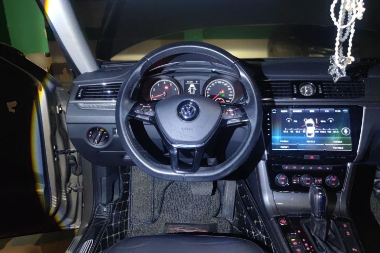 Used Volkswagen Passat 2017 330TSI DSG Luxury Edition