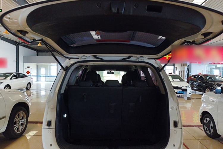 Used Baojun 730 2021 1.5L Manual Fashion Version 7 Seats