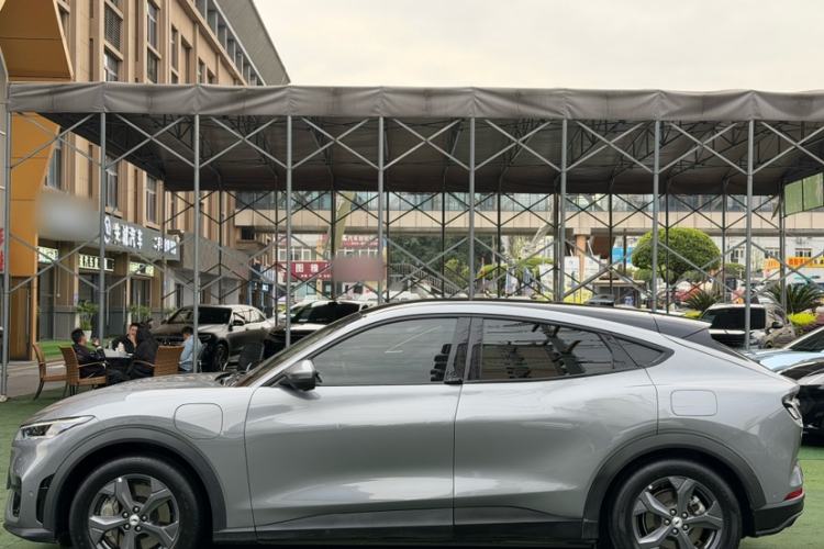 Used Ford Mustang Mach-E 2021 Leap Edition Rear-Drive Version (Standard Range)
