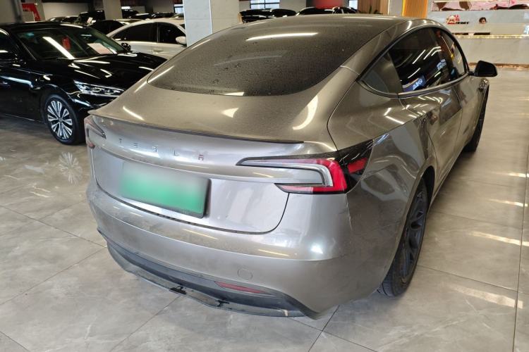 Used Tesla Model 3 2023 Long-Range All-Wheel-Drive Version