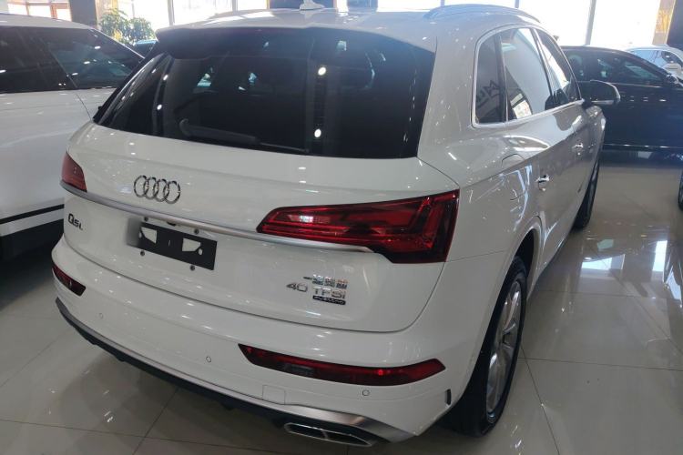 Used Audi Q5L 2021 40 TFSI Luxury Dynamic Edition Rear Right 45 Deg
