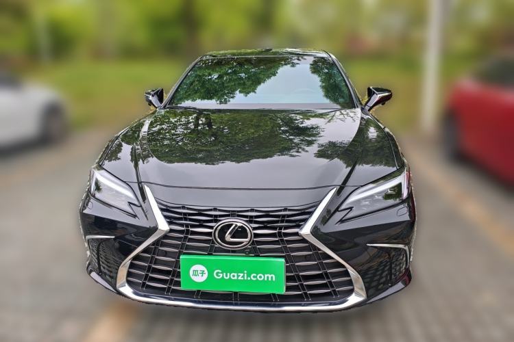 Used Lexus ES 2025 200 Premium Edition
