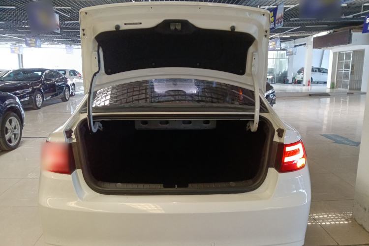 Used Geely Auto Emgrand GL 2020 1.4T CVT Luxury Model Trunk