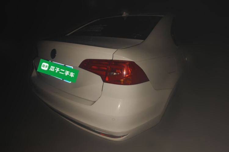 Used Volkswagen Bora 2016 1.6L Automatic Comfort Model Rear Right 45 Deg