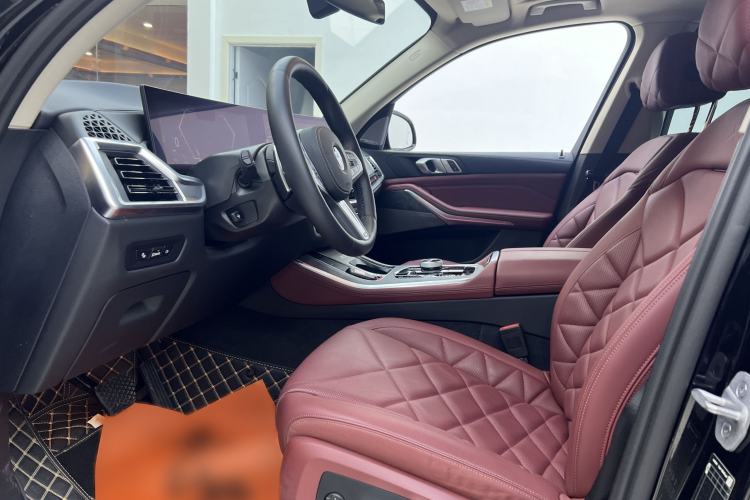 Used BMW X5 2023 xDrive 30Li Luxury M Sport Night Edition Package
