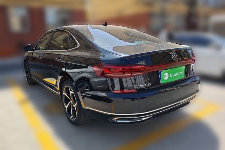 Used Volkswagen Passat 2023 330TSI Starry Elite Edition Rear Left 45 Deg