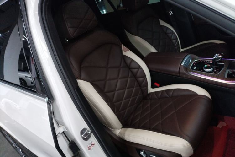 Used BMW X5 2022 xDrive 40Li Luxury Edition M Sport Package