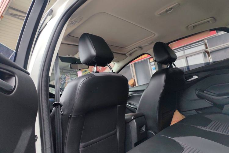 Used Ford Focus 2018 Hatchback Classic 1.6L Automatic Trendy SmartDrive Edition