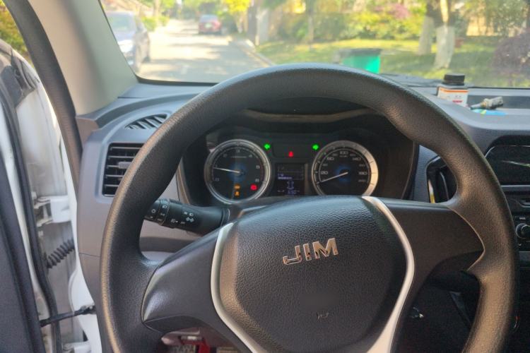 Used Isuzu JLM 2018 2.8T Classic Edition Two-Wheel Drive Luxury Version with Extended Cargo Bed JE493ZLQ5F
