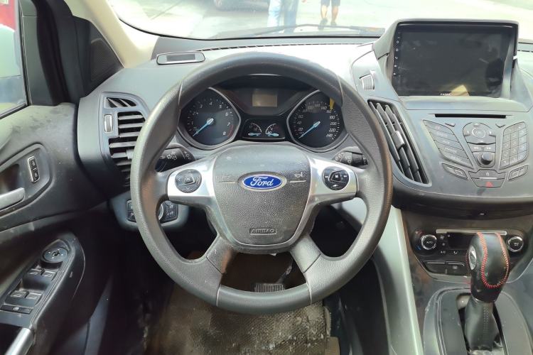 Used Ford Kuga 2015 1.5L GTDi Two-Wheel-Drive Comfort Model
