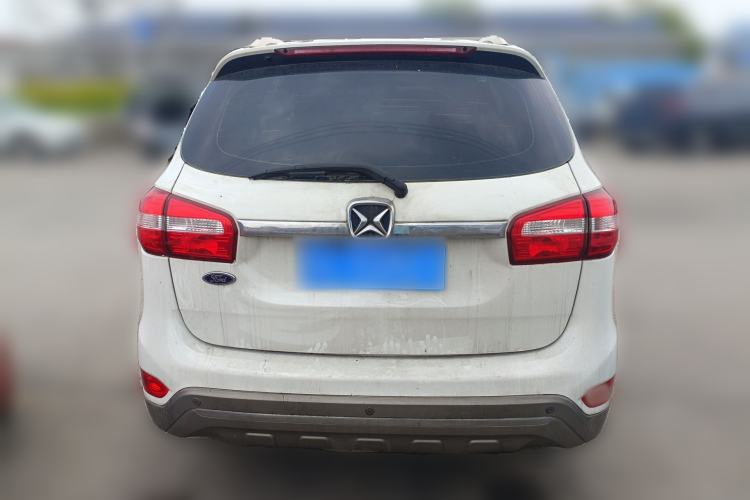 Used JMC Yusheng S350 2013 2.4T Automatic 2WD Diesel Luxury Edition 5 Seats Rear