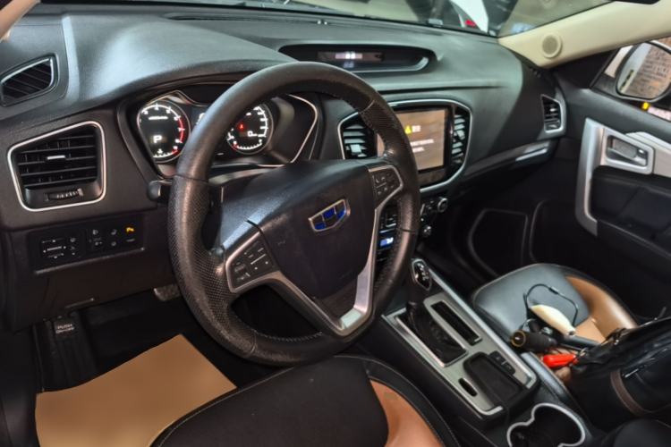 Used Geely Auto Vision X6 2016 1.3T CVT Flagship Model

