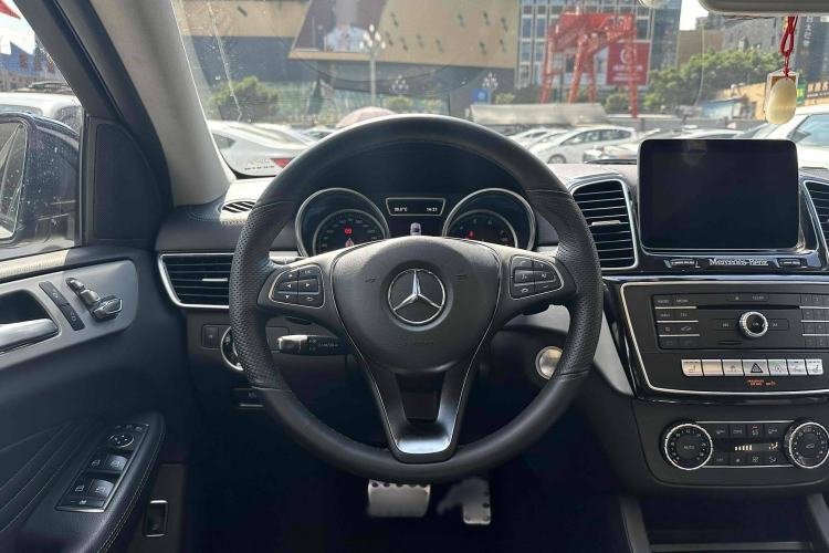 Used Mercedes-Benz GLE Coupe 2018 GLE 320 4MATIC Coupe SUV
