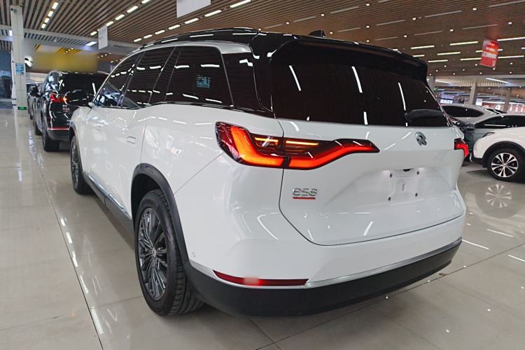 Used Nio ES8 2020 415 km Range 6-Seater Version
