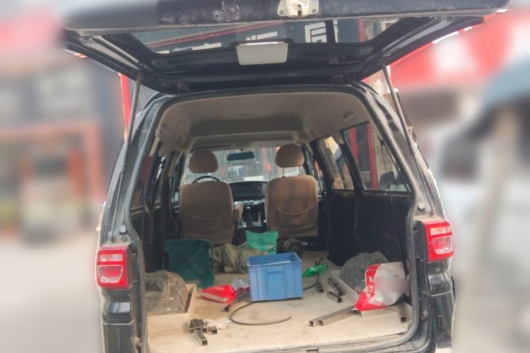 Used FORTHING Lingzhi 2023 M5L 1.6L Base Model 7 Seats