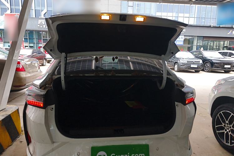 Used Dongfeng Aeolus Yixuan 2025 1.5L Automatic Luxury Version