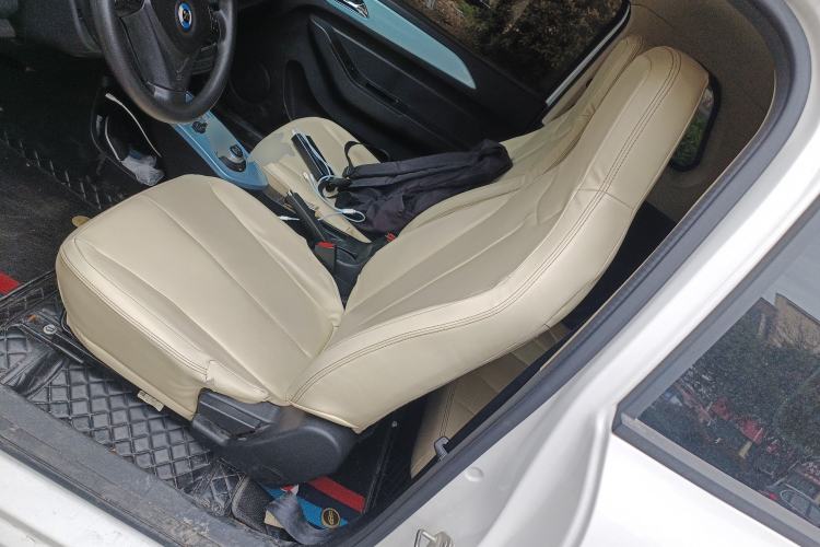 Used Brilliance Xinri i03A 2022 Rental Custom Edition Left Front Seat