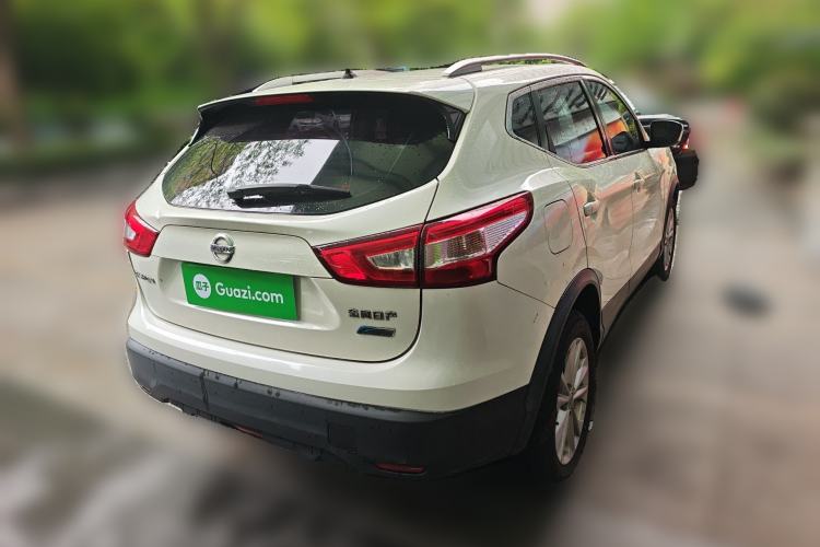 Used Nissan Qashqai 2017 2.0L CVT Elite Edition China V Standard Rear Right 45 Deg