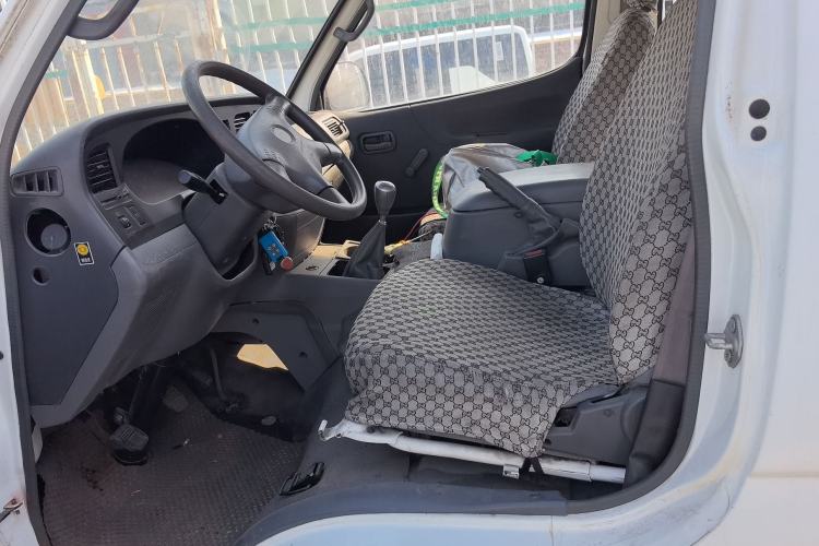 Used Jinbei Hiace 2011 2.0L 5th Generation Kuaiyunwang Standard Version 4G20B