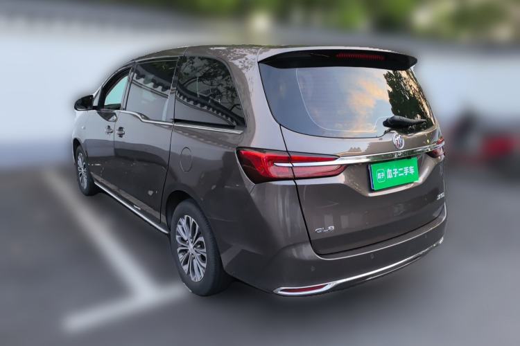 Used Buick GL8 2023 Land Executive Class Comfort Model
