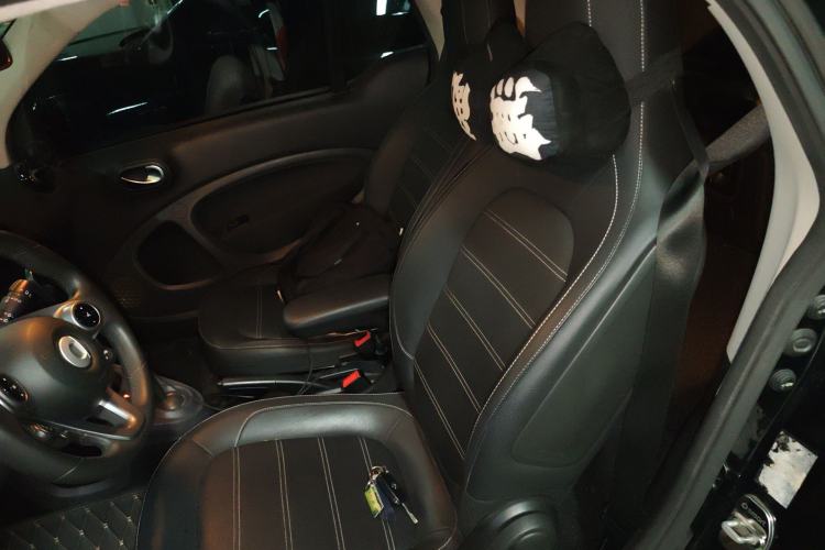 Used smart fortwo 2016 0.9T 66kW Hardtop Pioneer Edition Left Rear Seat