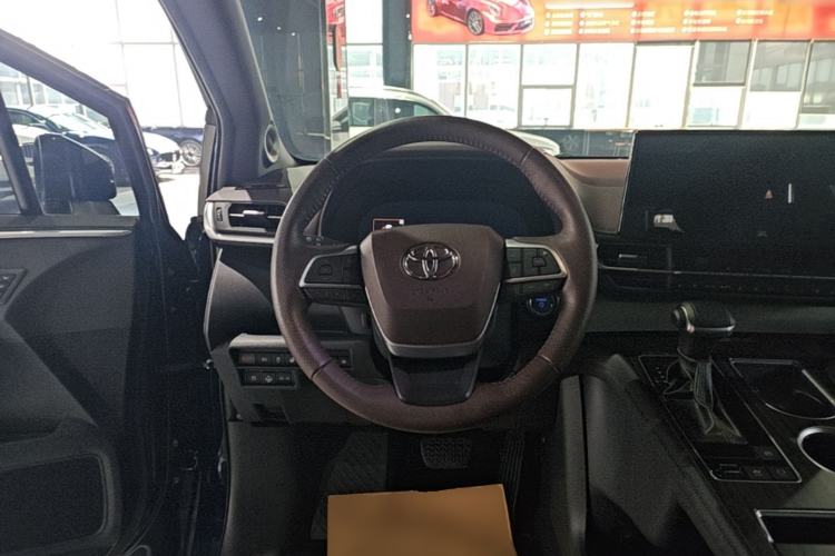Used Toyota Granvia 2022 2.5L Hybrid Flagship Edition Steering Wheel