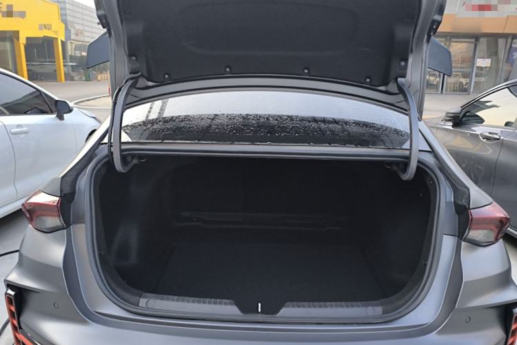 Used GAC Trumpchi EMPOW 2023 400T Automatic R PRO