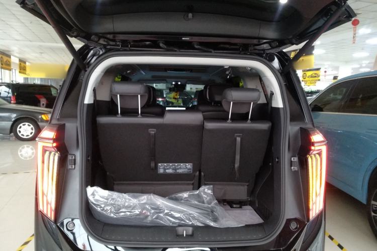 Used GAC Trumpchi M8 2024 Master Series 400T Prestige Edition